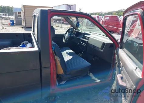 1990 Nissan D21 Short Bed from USA, damaged, VIN 1N6SD11S8LC388047